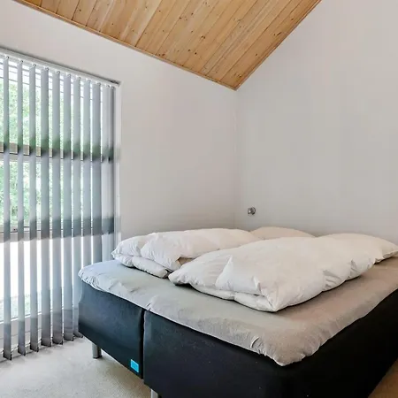 Dafne - 600m From The Sea By Interhome Vakantiehuis *